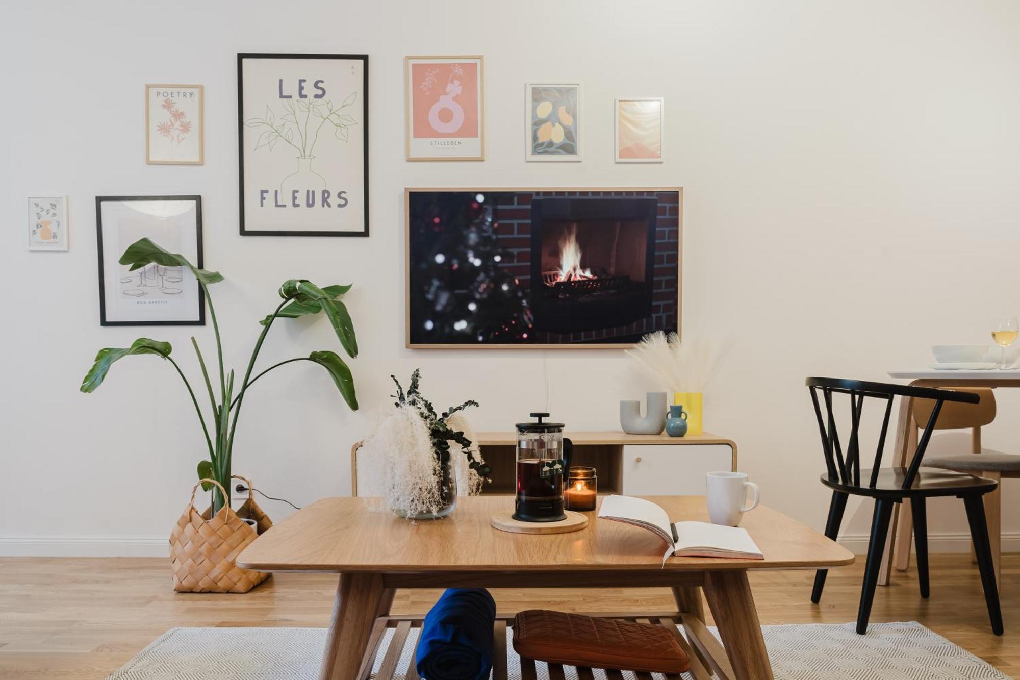 Days - Funky - Netflix - Center Apartment *